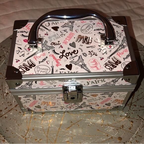 Claire’s Paris Themed Doodles Blush Pink Fuchsia Gold Balck Silver Trim Box Case - Picture 3 of 10